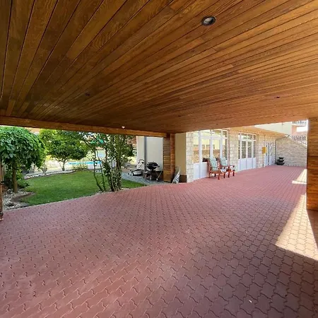 Villa Villa Iman *