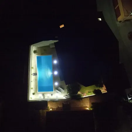 Villa Iman Villa